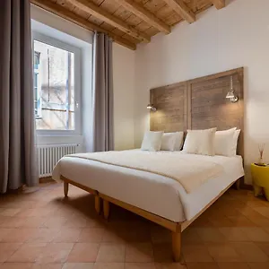 ** Konukevi Casa Modelli İtalya